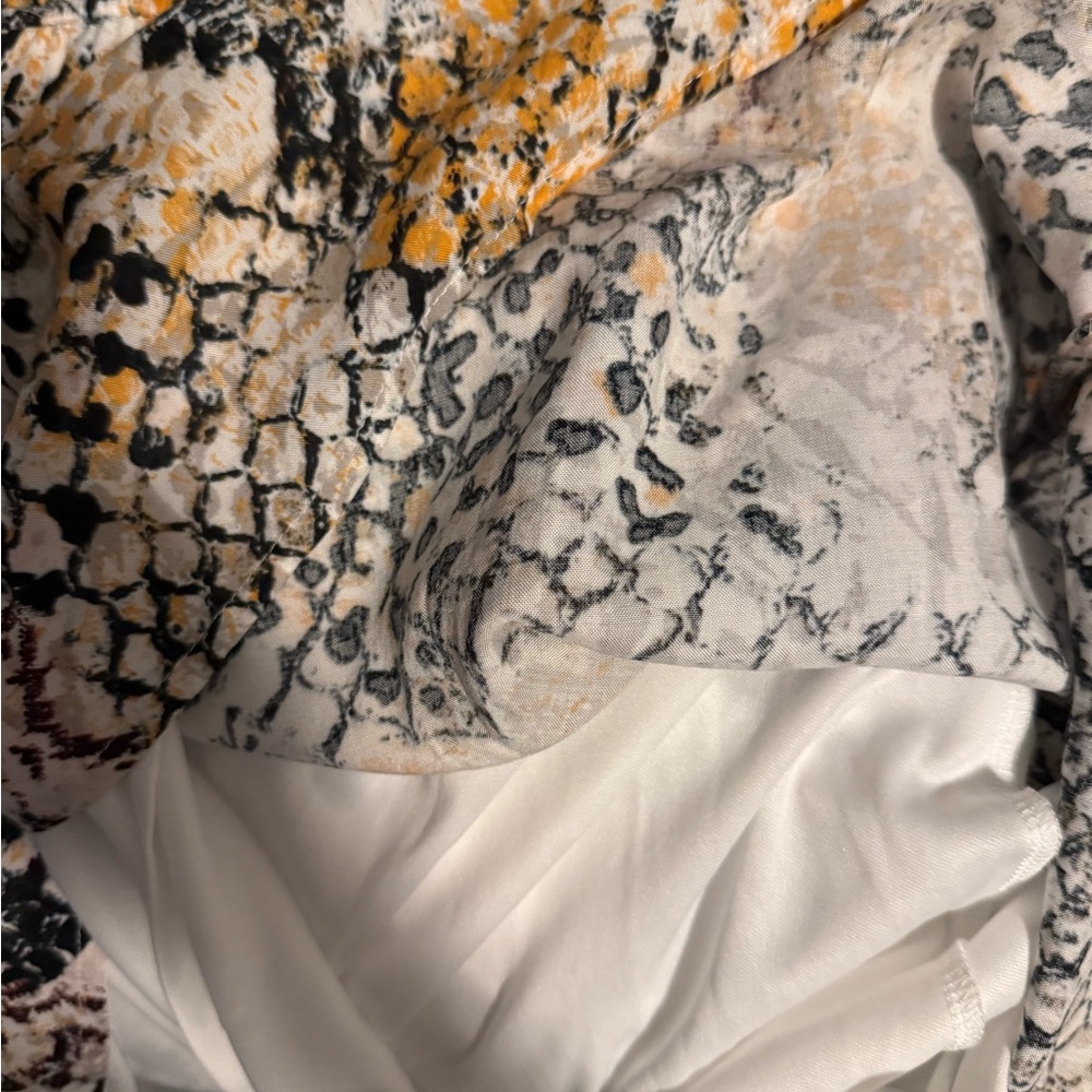Boutique Dress - Picture 5 of 7